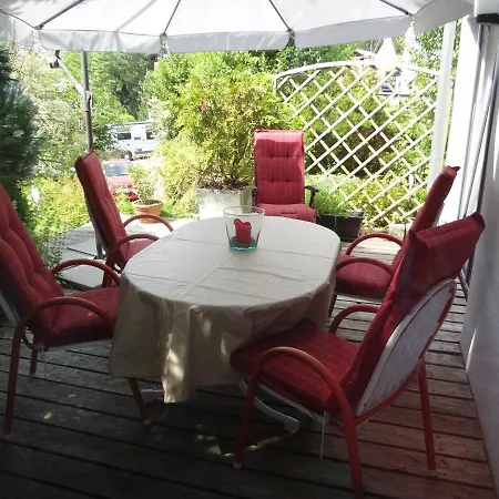 Eisele Apartment *